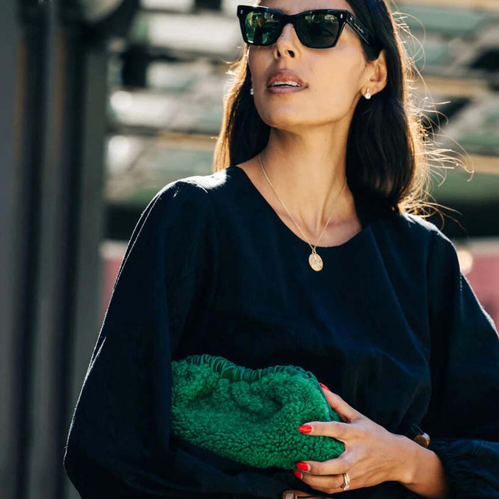 MANSUR GAVRIEL Mini Cloud Clutch Bag in Emerald Shearling - Picture 3 of 13